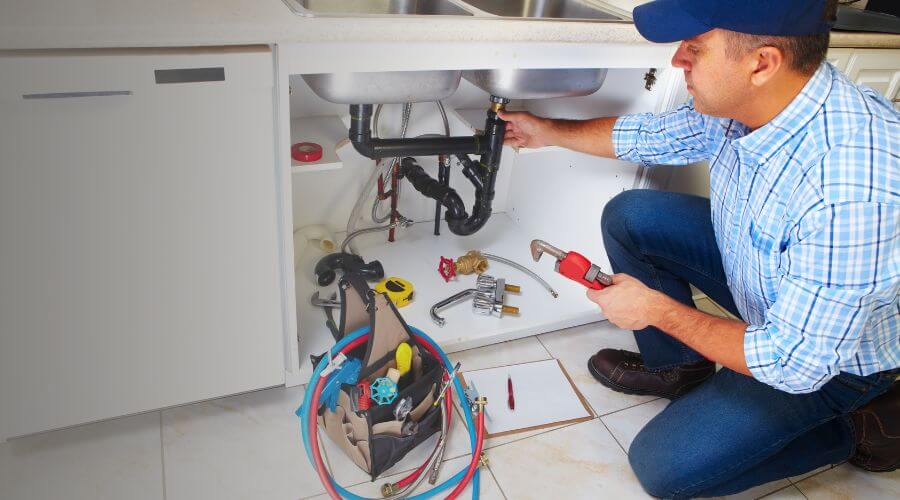 Local tankless water heater installation in Vanderbilt, TX